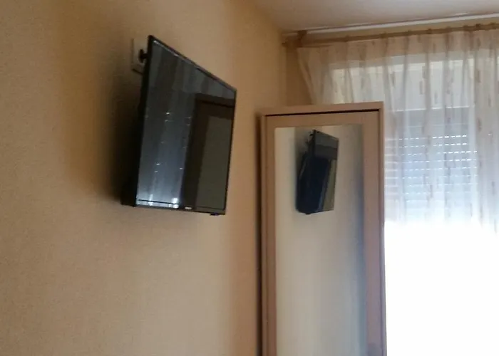 Hispanico I Pensión 2*